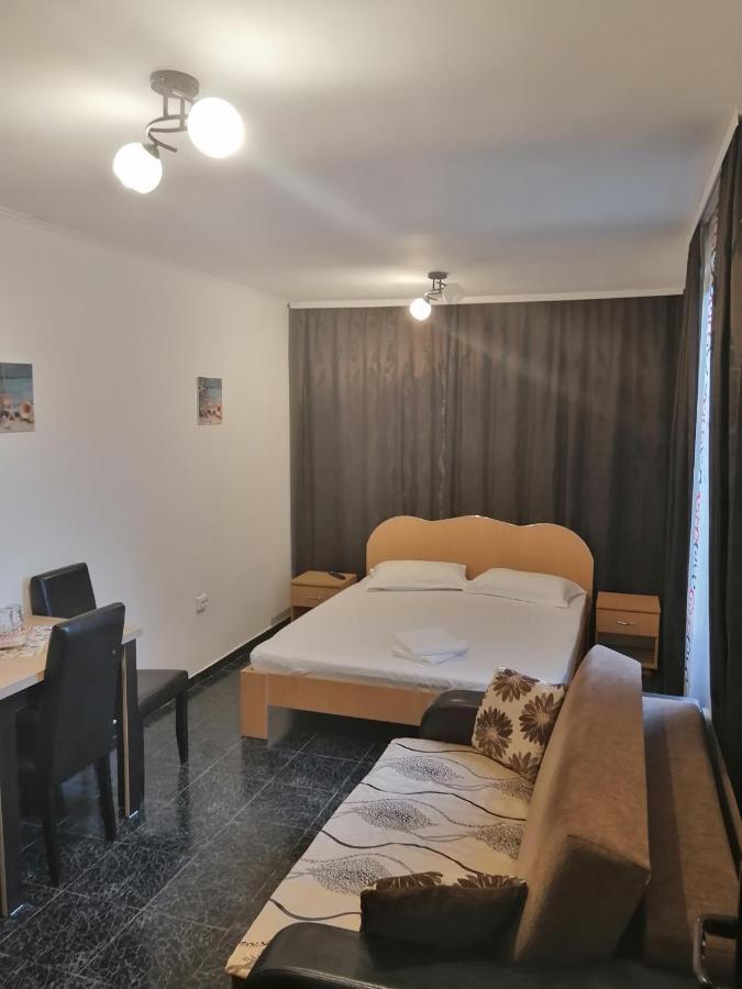 多亚马伊 Casa Alexandru酒店 外观 照片